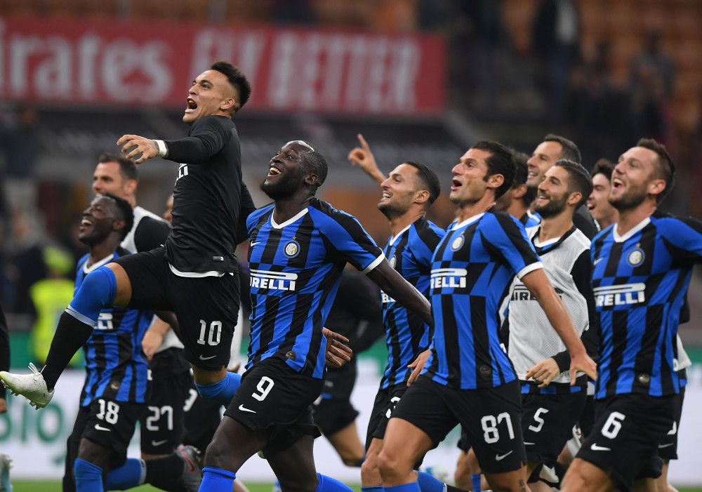 电竞选手跨界体验派对游戏