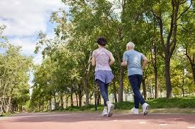 十三水社交：在摆牌的博弈中看透一个人的严谨程度。（十三水社交学：从摆牌博弈看一个人的严谨）